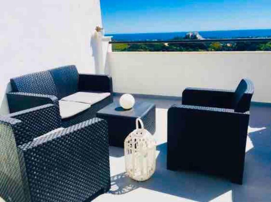 Atico Con Bonita Vista. En Urbanizacion Privada.! Lägenhet Estepona Exteriör bild